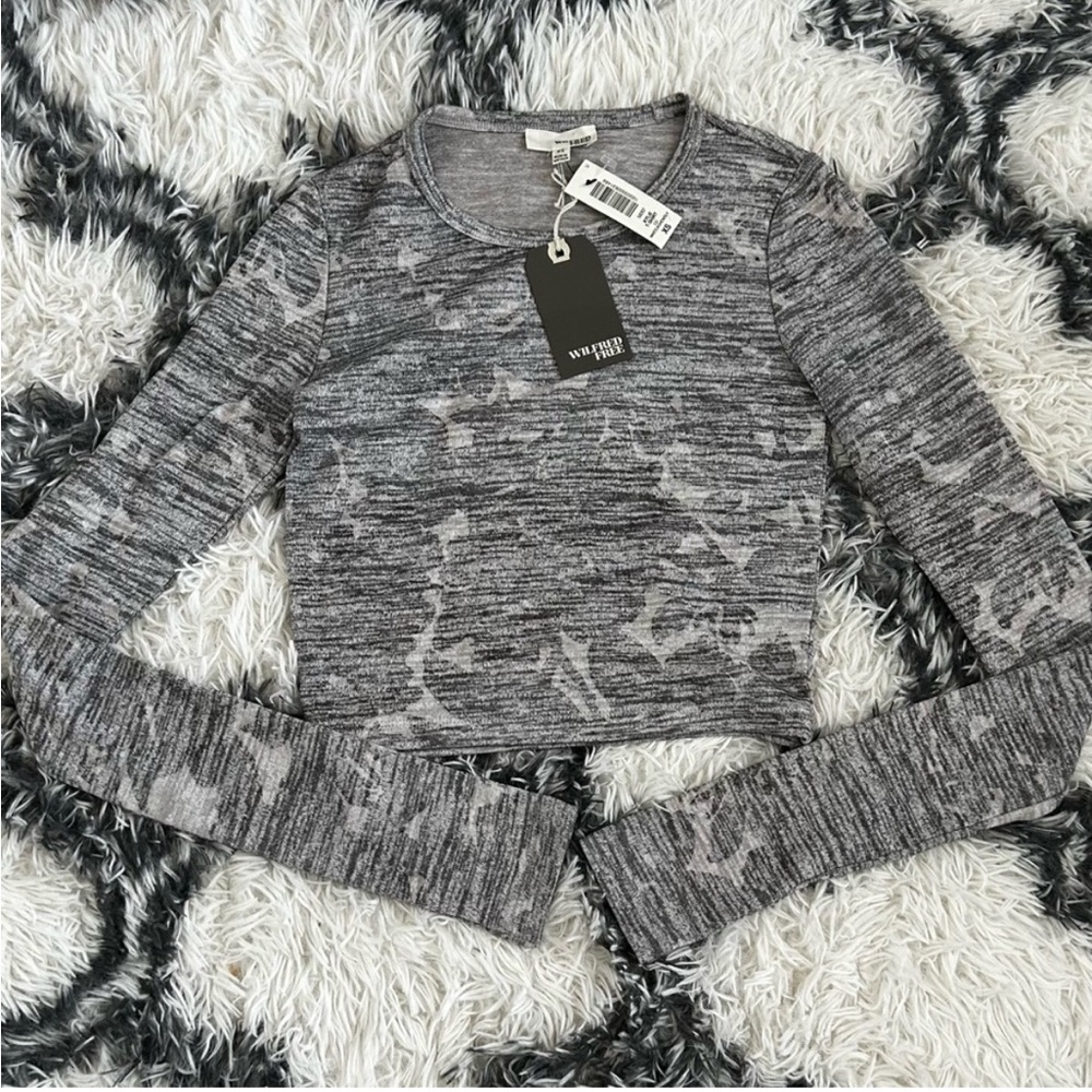 Aritzia Wilfred Free Kylie Longsleeve